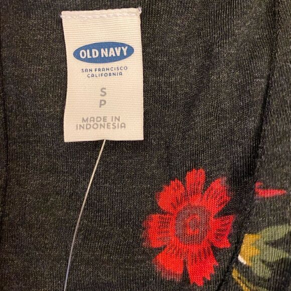 Old Navy Dress   - Picture 11 of 11